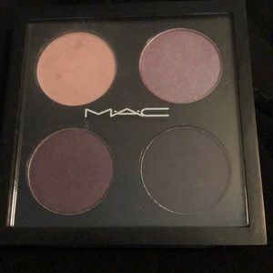 Passionate Guest MAC Quad